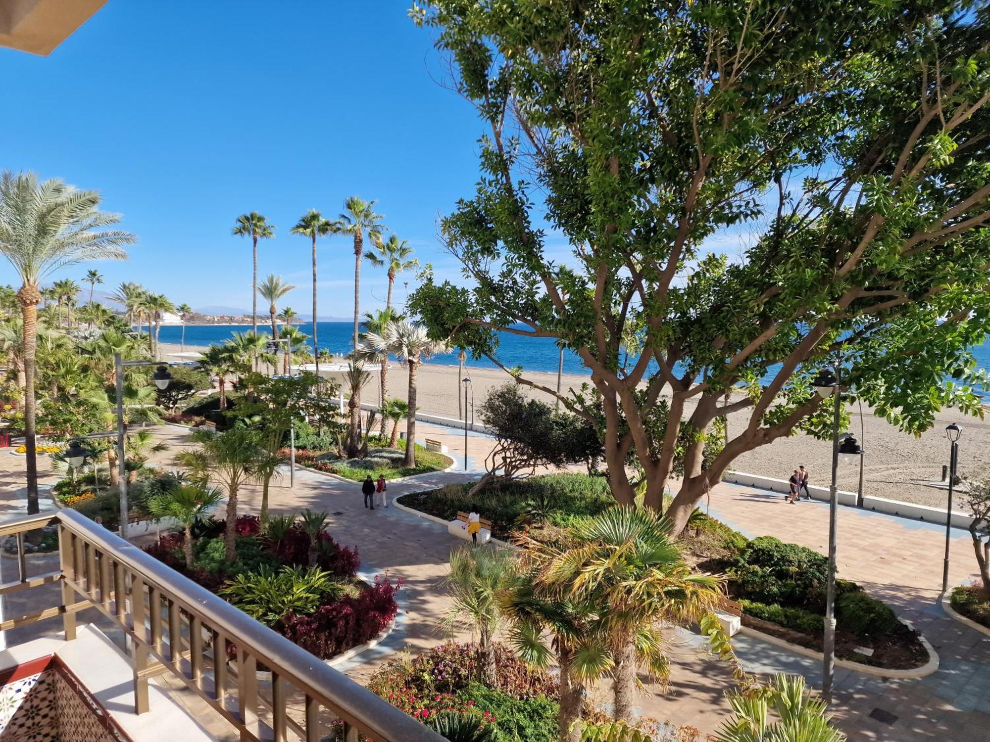 Estepona Playa Ngoại thất bức ảnh